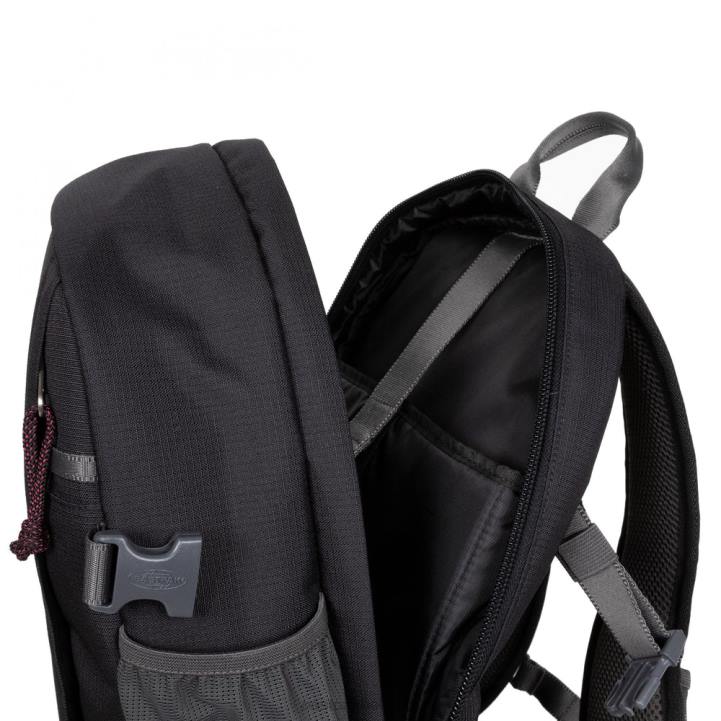 Eastpak uit safepack zwart rugzakken J2ZH43