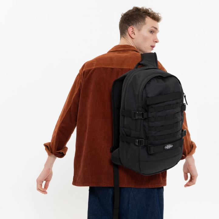 Eastpak vloeiende tact l cs mono zwart2 rugzakken J2ZH55