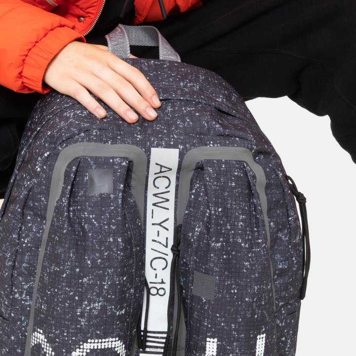 Eastpak gecapitonneerd a-cold-wall* graniet kiezelsteen rugzakken J2ZH181