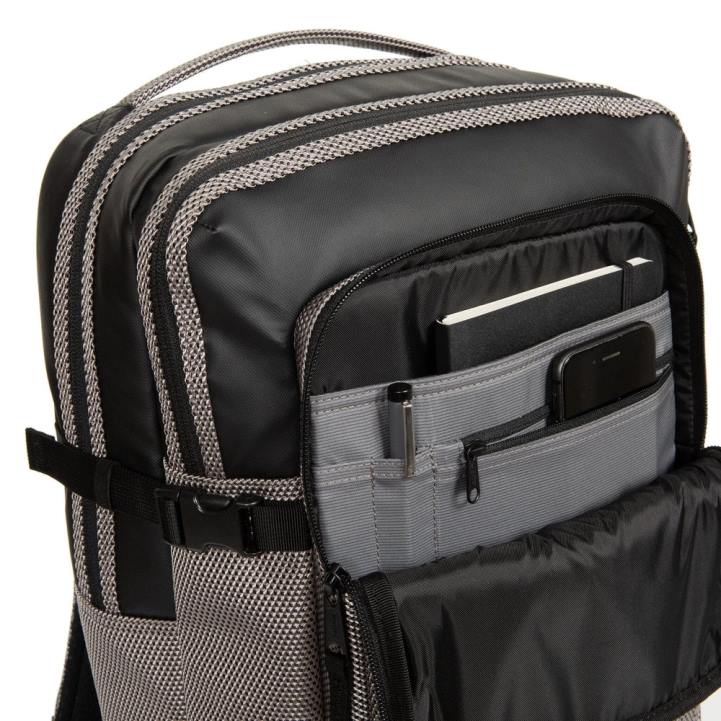 Eastpak tecum l cnnct lichtgrijs rugzakken J2ZH166