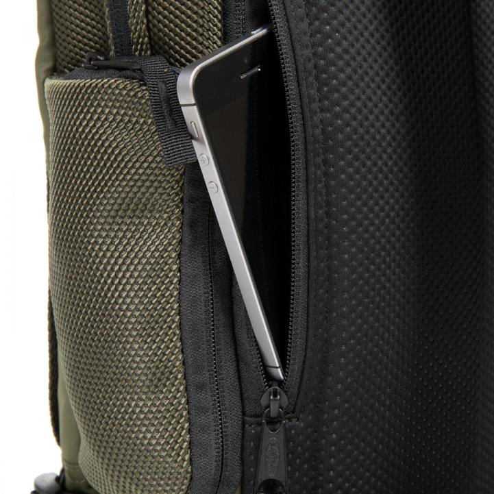 Eastpak tecum m verbind kaki rugzakken J2ZH149