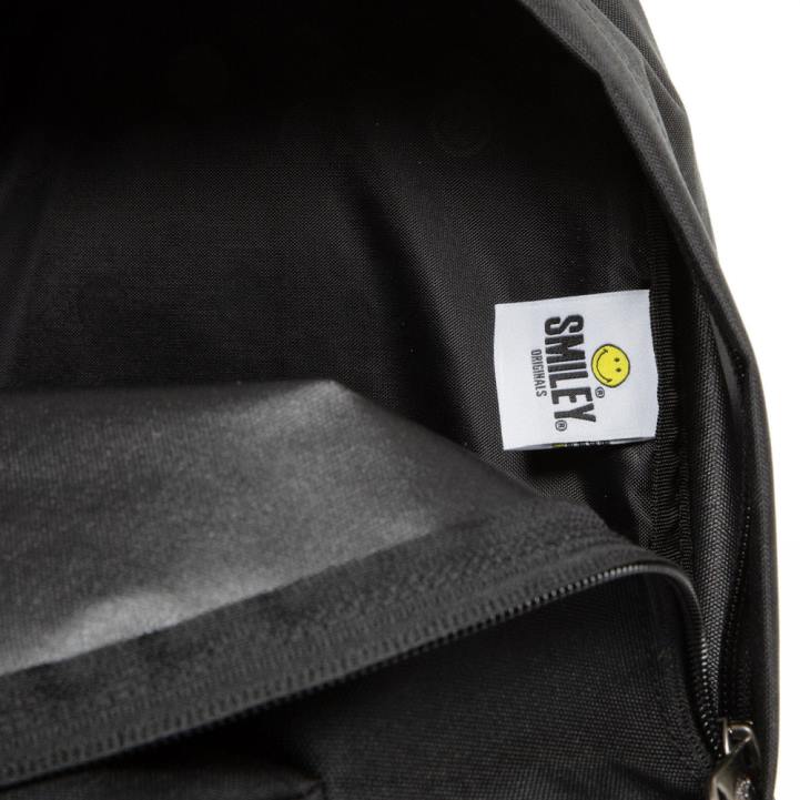 Eastpak gewatteerde pak'r smiley graffiti zwart rugzakken J2ZH3