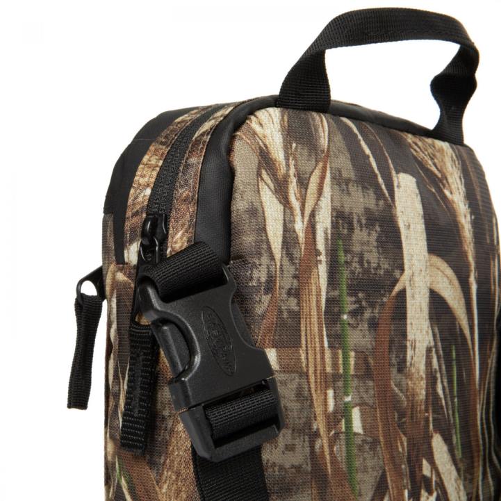 Eastpak degene maak verbinding met realtree-camouflage schoudertas J2ZH256