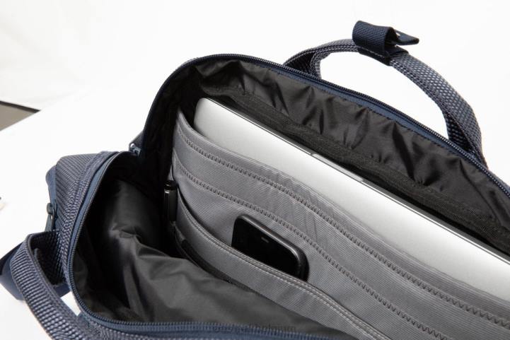 Eastpak handelen verbinding marine schoudertas J2ZH280